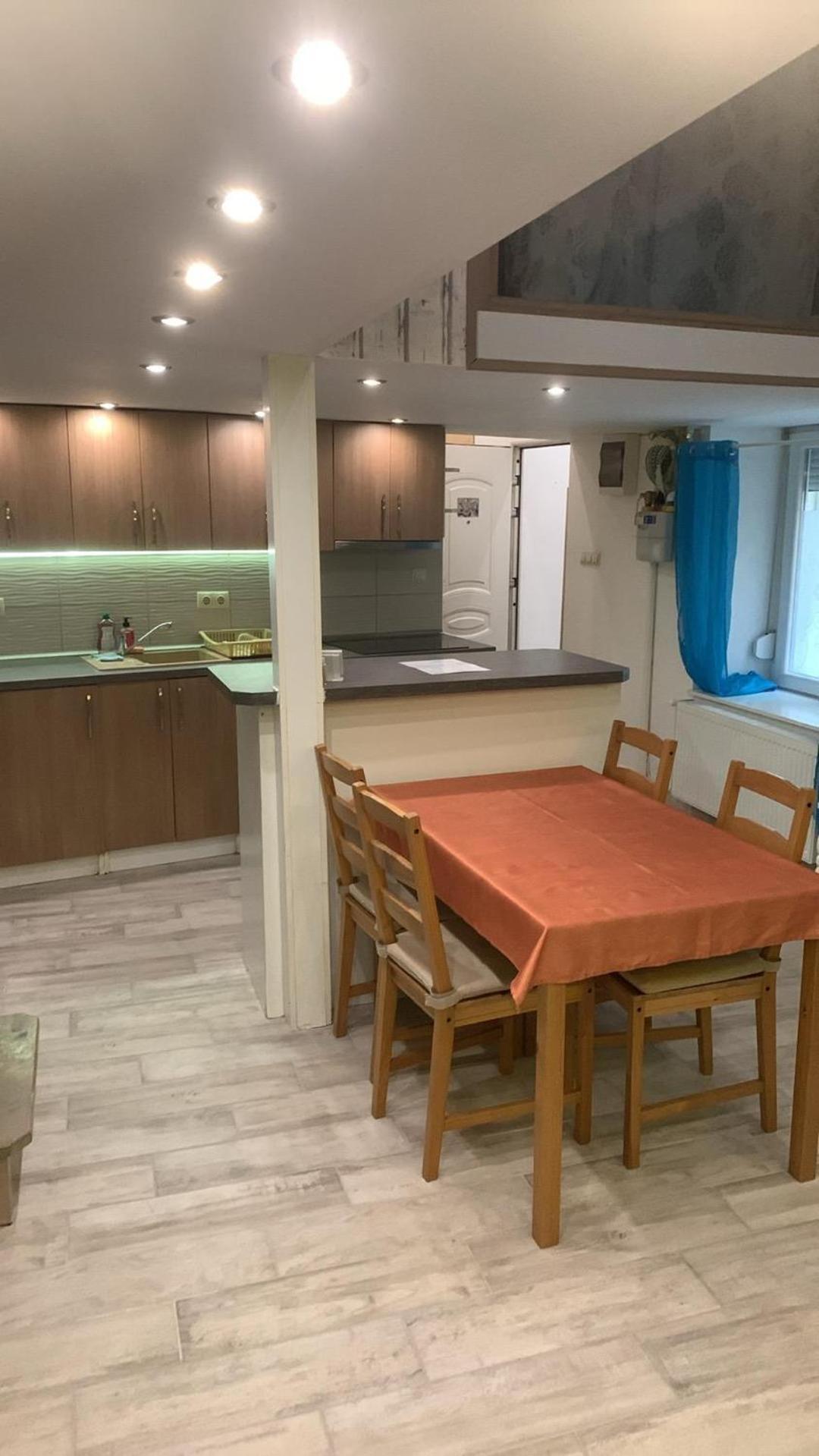 Baross Apartment